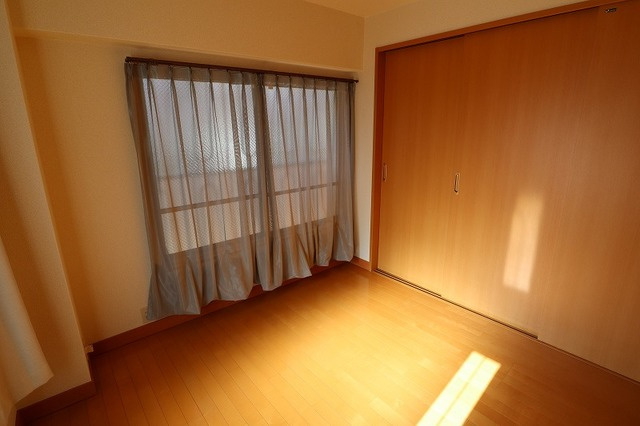 マンション芦屋の里の居間・リビング