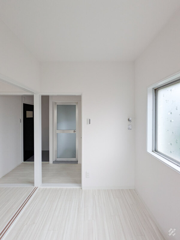 神戸市中央区中山手通７丁目の賃貸マンションの居間・リビング