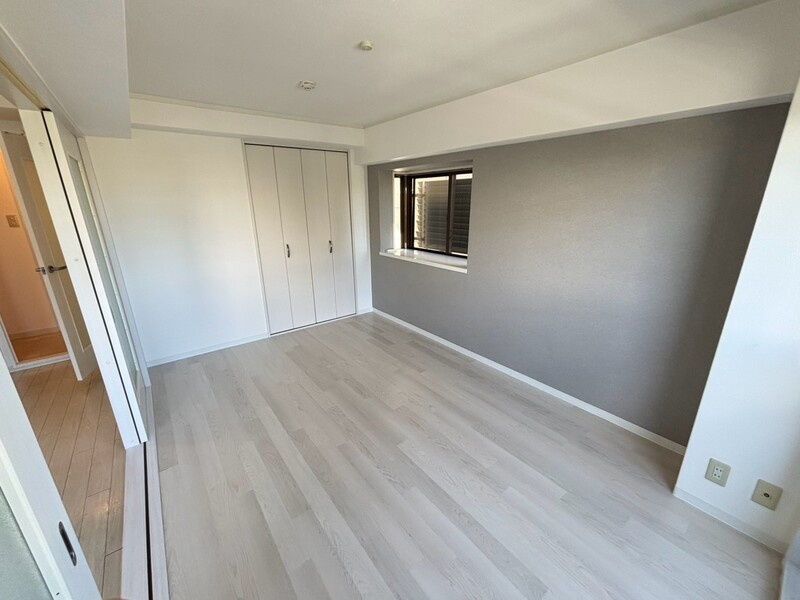 西宮市大屋町の賃貸マンションの居間・リビング