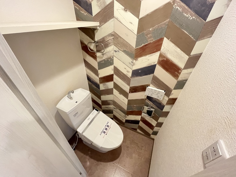 西宮市石在町の賃貸マンションのトイレ