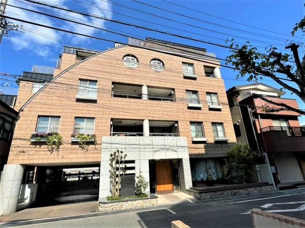 芦屋市大原町の賃貸マンションの外観