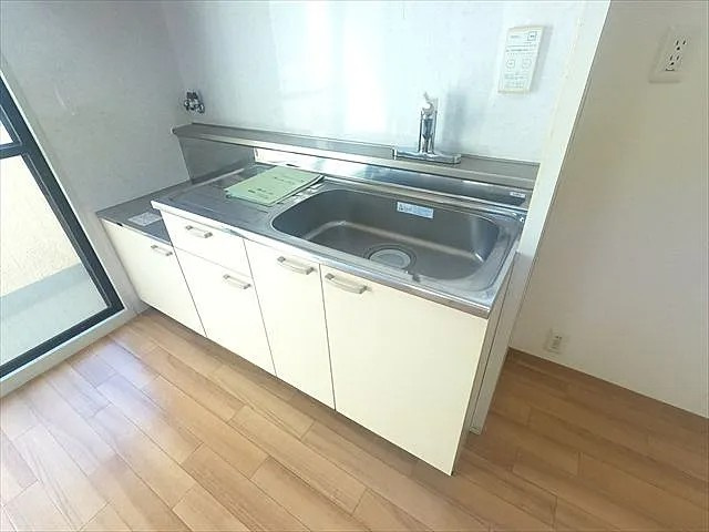 神戸市東灘区住吉東町４丁目の賃貸マンションのキッチン