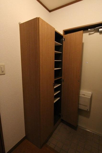 メゾンドベルビューの玄関|他のお部屋の参考写真となります。