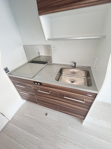大阪市城東区放出西３丁目の賃貸マンションのキッチン