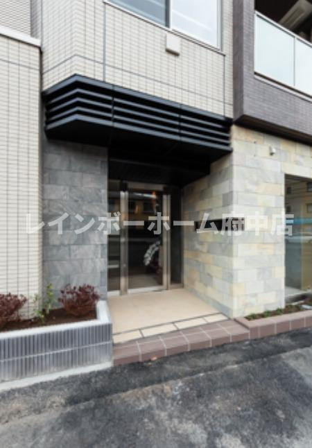 アレズ調布アヴェニューのエントランス