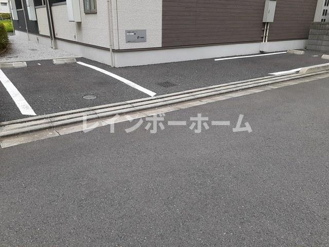 ヴァンヴェールⅢの駐車場