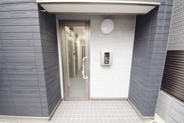 ステラ平井のエントランス