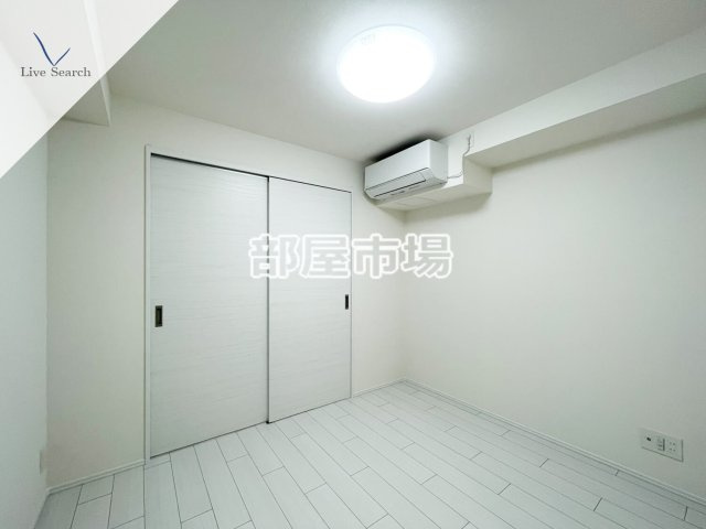 三ノ輪アパートメントの寝室