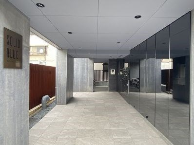 【エントランス】