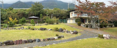 【庭】 | 大津市木戸1316-6　琵琶湖が目の前の戸建 | 庭のパノラマ