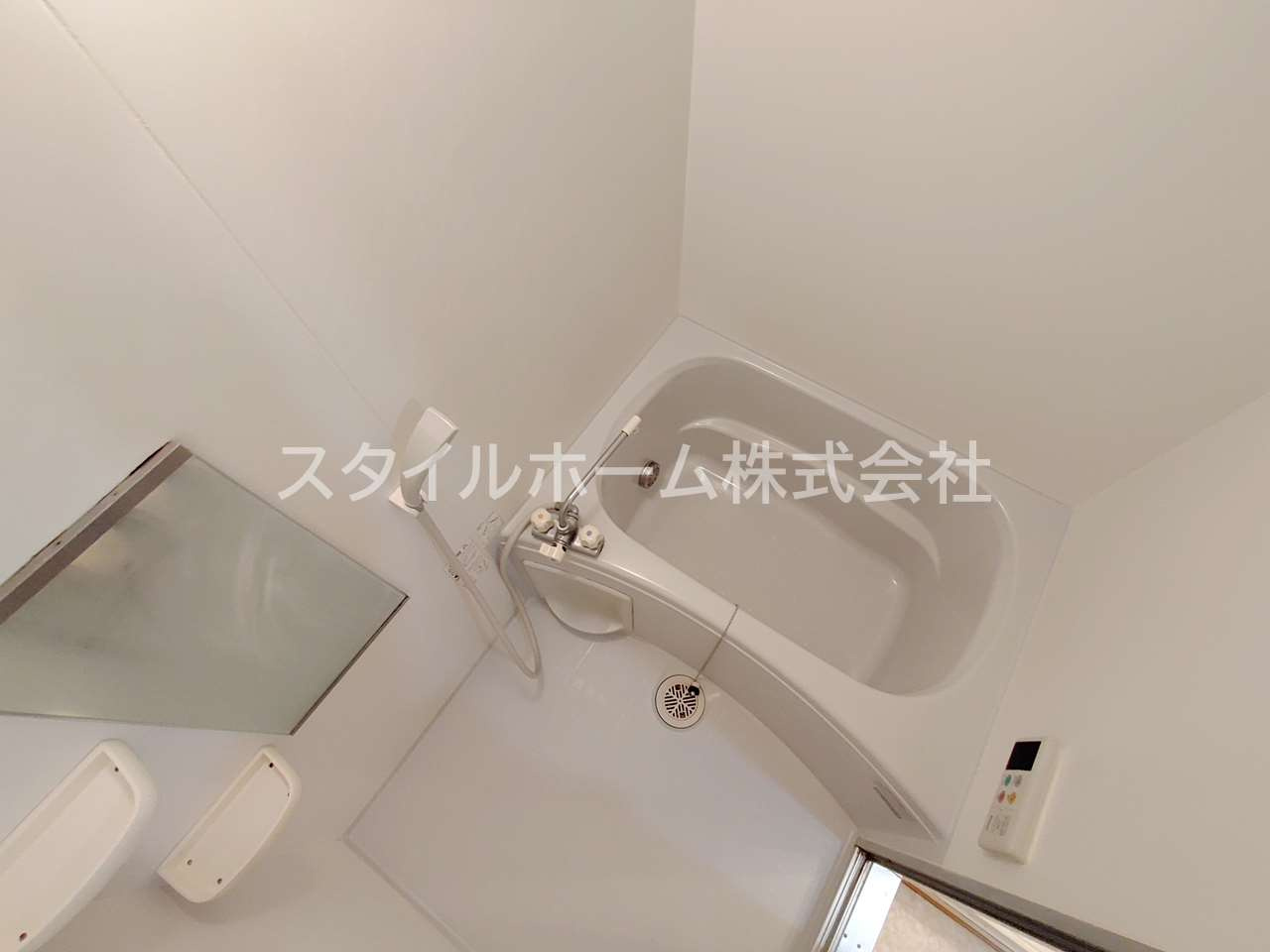 リバーシティAの浴室|別部屋写真です。