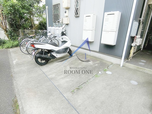 G・Aヒルズ東白楽 のその他共用部分|バイク置き場です。