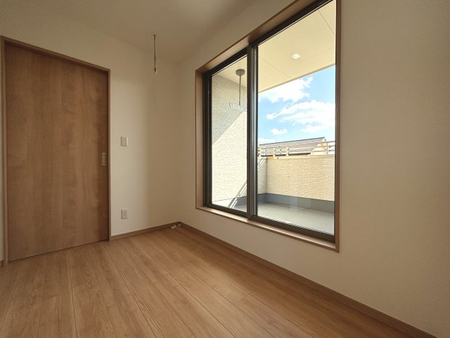 【洋室】 | ワイウッドコート伊勢崎市西久保町第1期　新築住宅