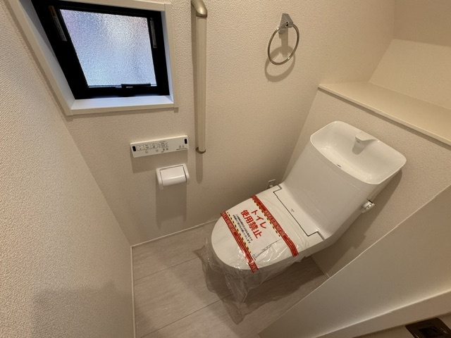 GRAFARE尾張旭市大塚町全３棟【仲介手数料無料　瑞鳳小　西中】のトイレ|本日ご案内可能です！