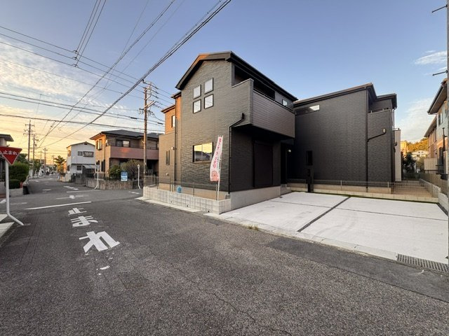 GRAFARE尾張旭市大塚町全３棟【仲介手数料無料　瑞鳳小　西中】の外観|今すぐのご案内可能です！→  0120-336-922　までお気軽にお問い合わせください。