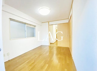 【居間・リビング】 | 柳ビル | 洋室のお部屋です。