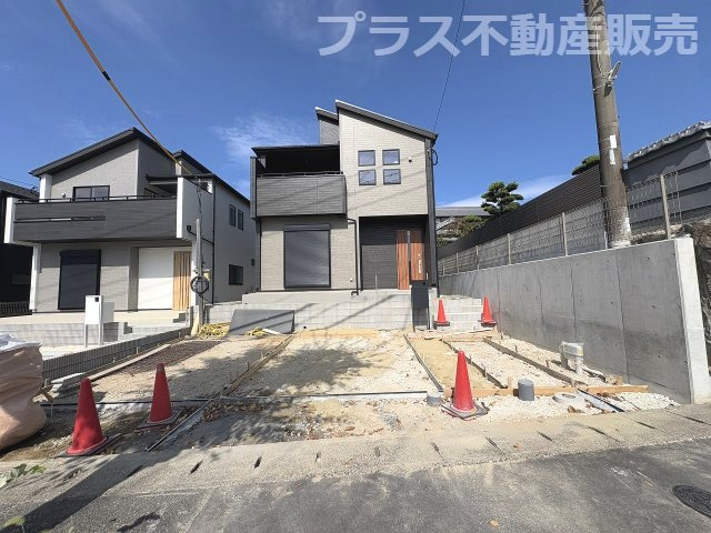 【外観】 | 大野城市大城3丁目　3号棟（全7棟）【仲介手数料無料・0円】 | まもなく完成。ご内覧は可能です。ご見学はプラス不動産販売にお任せ下さい。