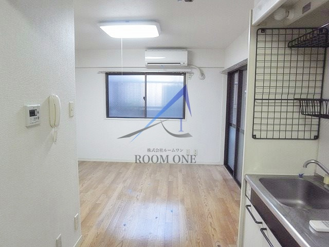 アートハイム南池袋 のキッチン|洋室のお部屋です。