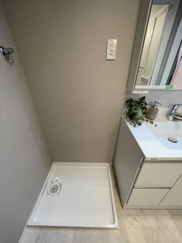 日商岩井芦屋翠ケ丘マンションのランドリースペース