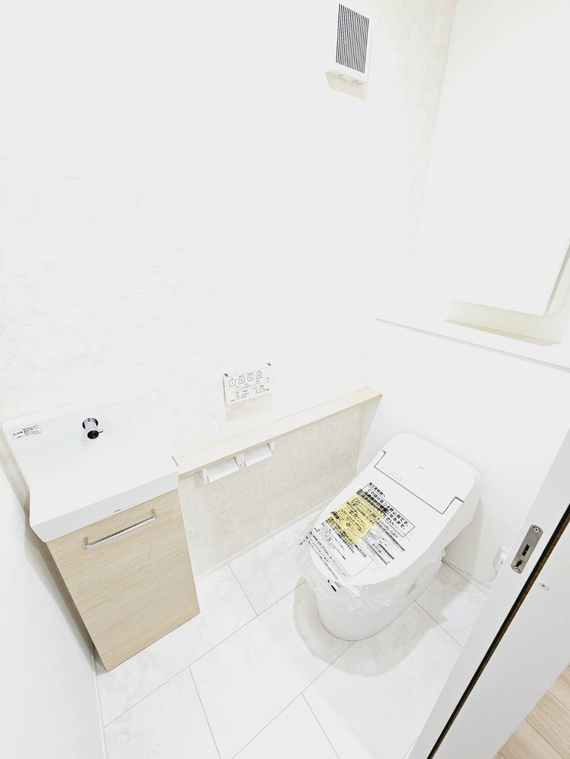 友が丘６丁目新築戸建のトイレ