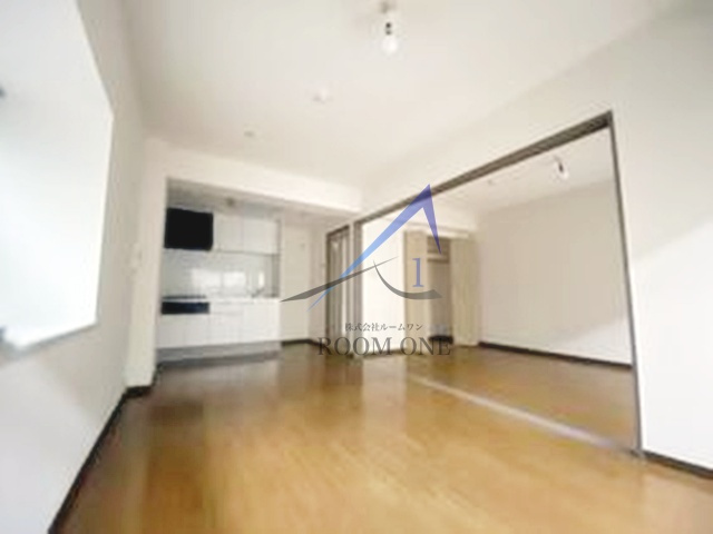 ウエストウッドマンションの居間・リビング|洋室のお部屋です。