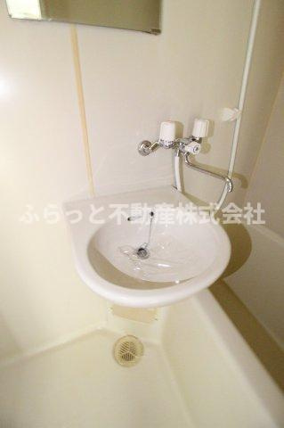 ローズリバーつくばの洗面所|使いやすい洗面所です
