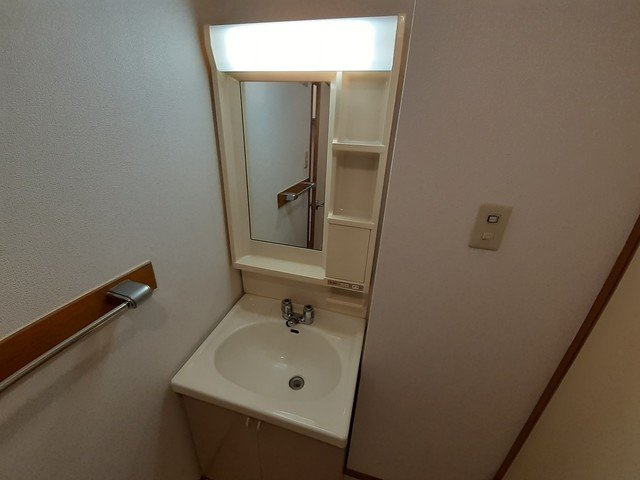 ローズレジデンスⅠの洗面所|洗面所です