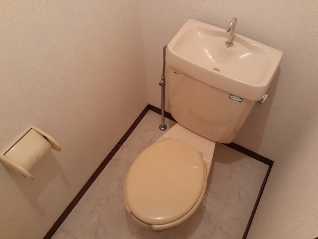シティうばらのトイレ|コンパクトで使いやすいトイレです