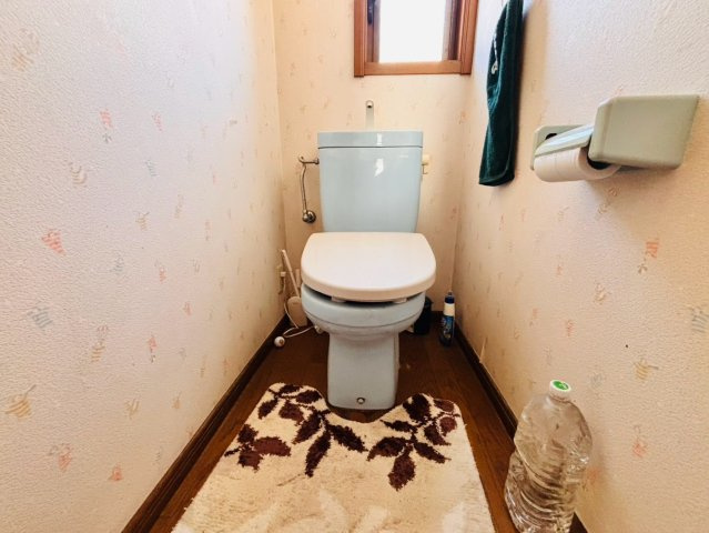 牛久市南　中古戸建のトイレ
