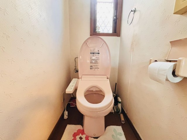 牛久市南　中古戸建のトイレ