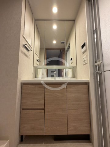 ブランズタワー大阪本町の独立洗面台|ブランズタワー大阪本町　独立洗面台