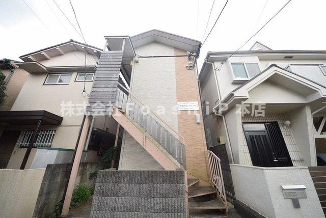 HIBARI HOUSEの外観