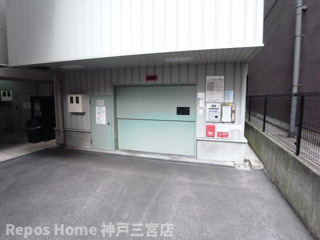 プラチナコートの駐車場