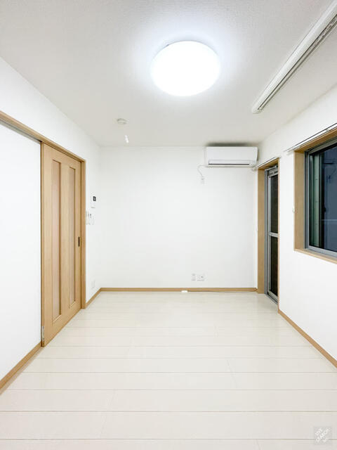 ベイシティ松戸小山Ⅰの洋室