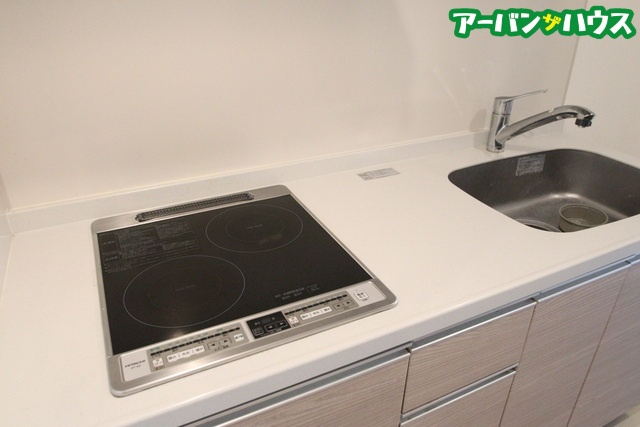 LST岩田町のキッチン