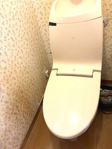 加古川市東神吉町砂部　戸建のトイレ|コンパクトで使いやすいトイレです