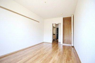 物の配置がしやすいお部屋です
