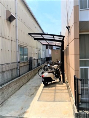 【その他】 | レオパレスルミナス　ウエスト | 自転車置き場