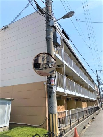 【その他】 | レオパレスルミナス　ウエスト | ベランダ側外観