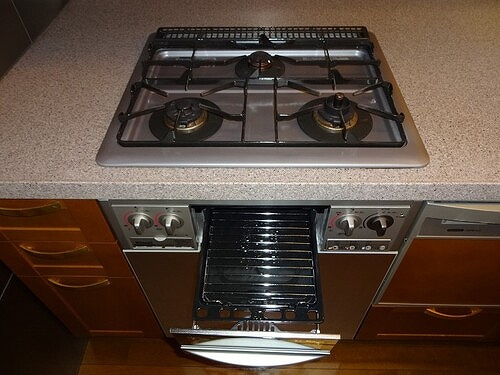 ライオンズシティ久屋の設備|３口コンロ　※前回募集図面2014年8月撮影の写真