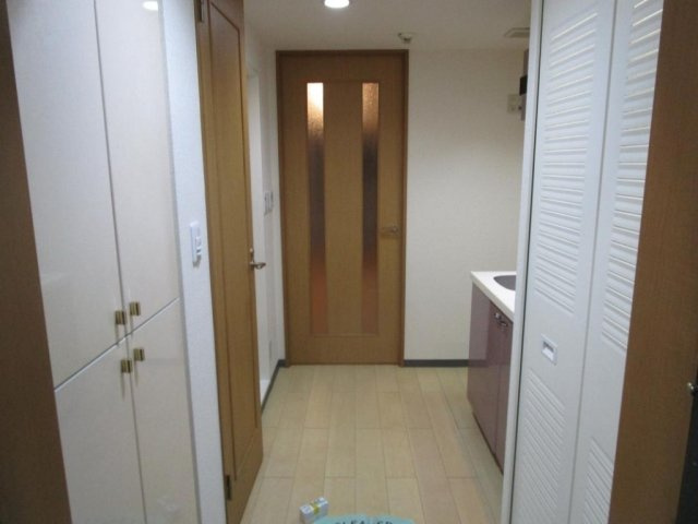 ルモンド南麻布の玄関