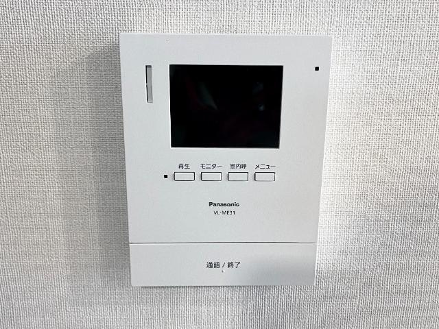ガーデン岡西Ⅱの内装|カメラ付インターホン
