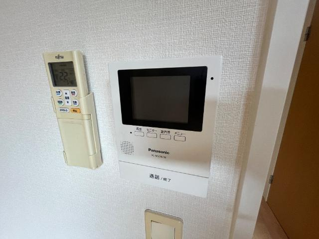 クレール神宮の内装|カメラ付インターホン