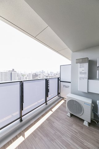 ライオンズフォーシア清澄白河のバルコニー|※写真は同タイプ住戸です。