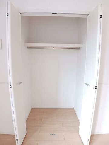 アザレア　Ⅱの収納