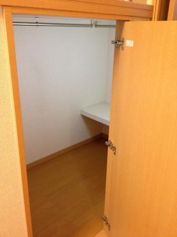 レオパレスリベル中浦和の内装