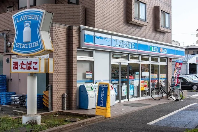 ロイヤルパレスの周辺