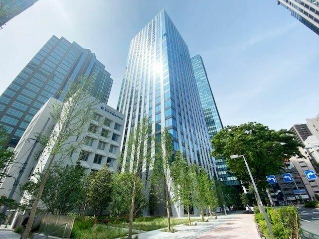 Ｄマークス西新宿タワーの外観