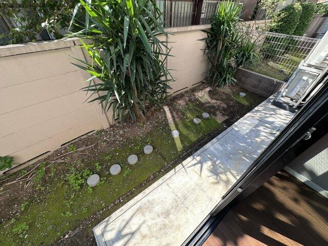 ＶＩＬＬＡ　ＶＥＲＤＥ　ＨＩＬＬＳの庭