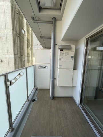 ブランズ大阪本町のシャワールーム